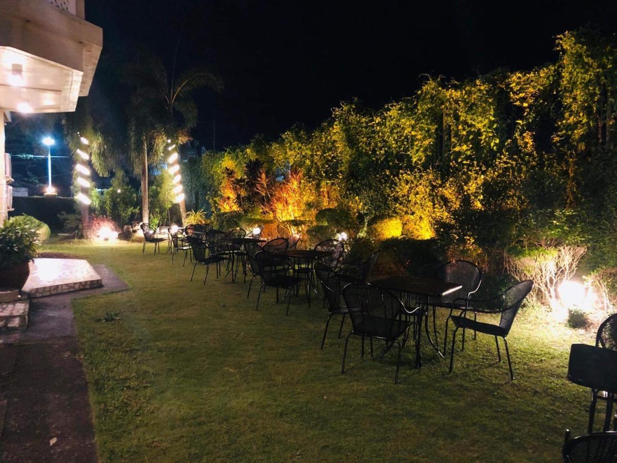 Citi Garden Suites Naga  Esterno foto