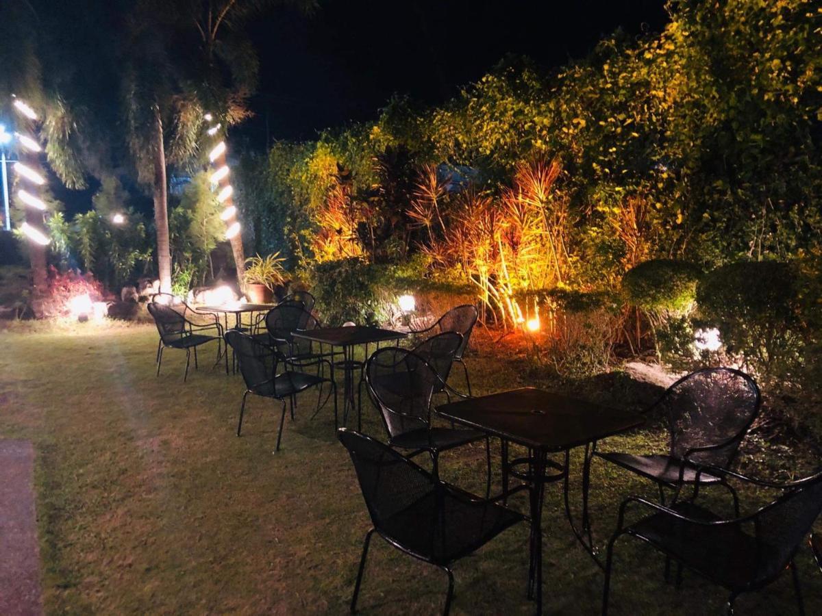 Citi Garden Suites Naga  Esterno foto