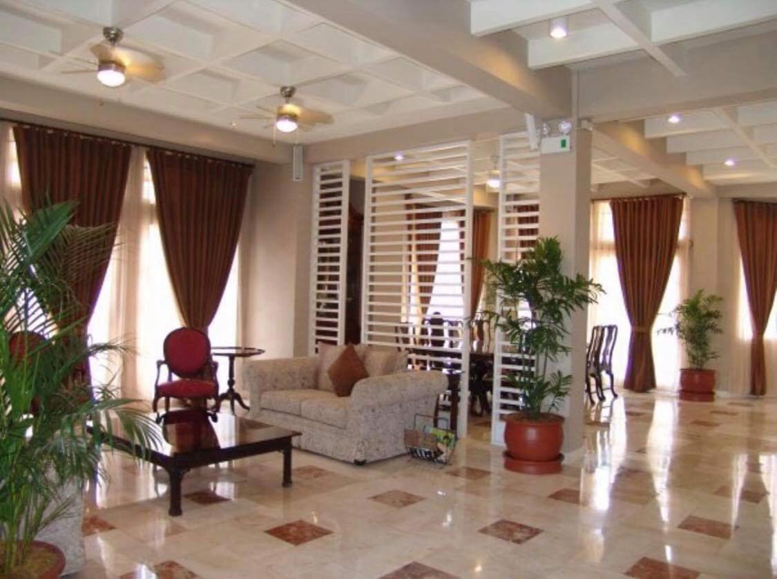 Citi Garden Suites Naga  Esterno foto